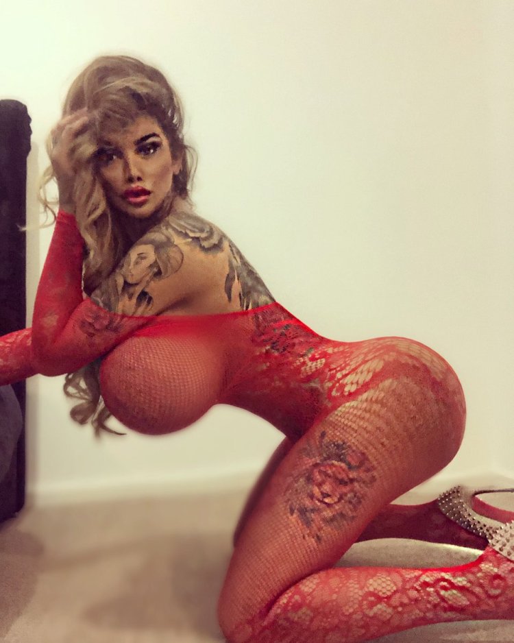 Nicky Valentina Rose (Nicki Valentina Rose)