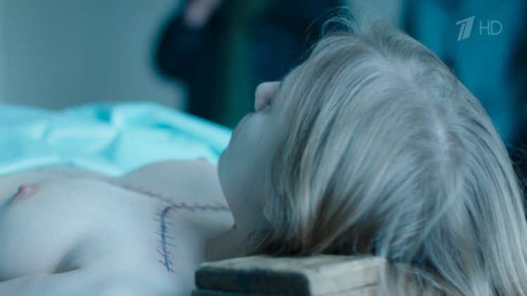 Naked actress Victoria Klinkova