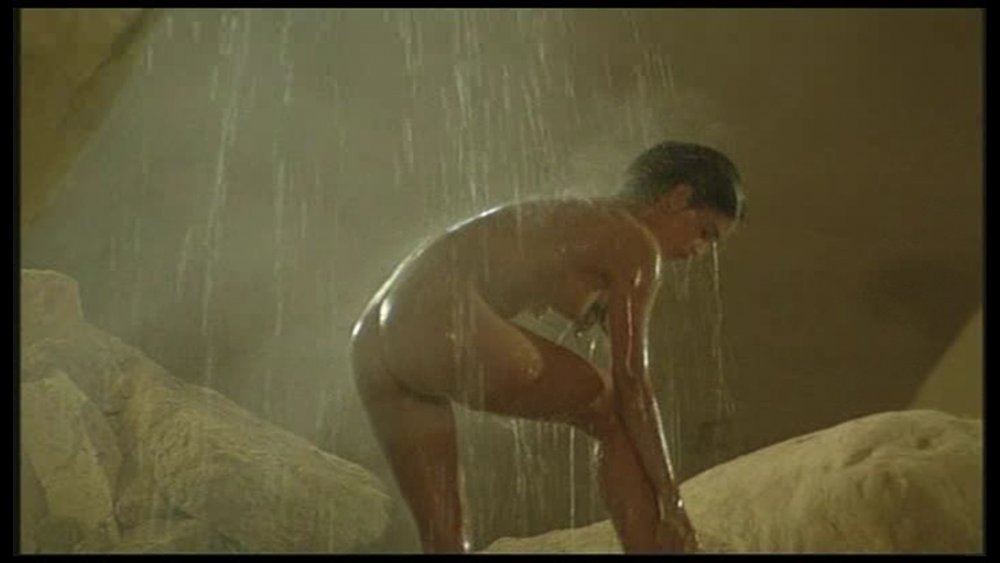 PHOEBE CATES in the movie Paradise