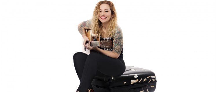 Anneke Van Giersbergen photo shoots