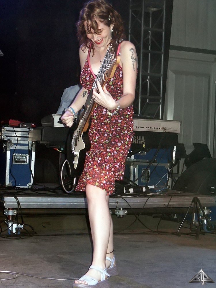 Anneke Van Girsbergen in Youth