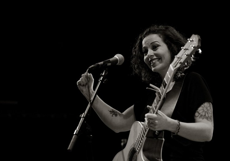 Anneke Van Girsbergen and Marseille Bovio