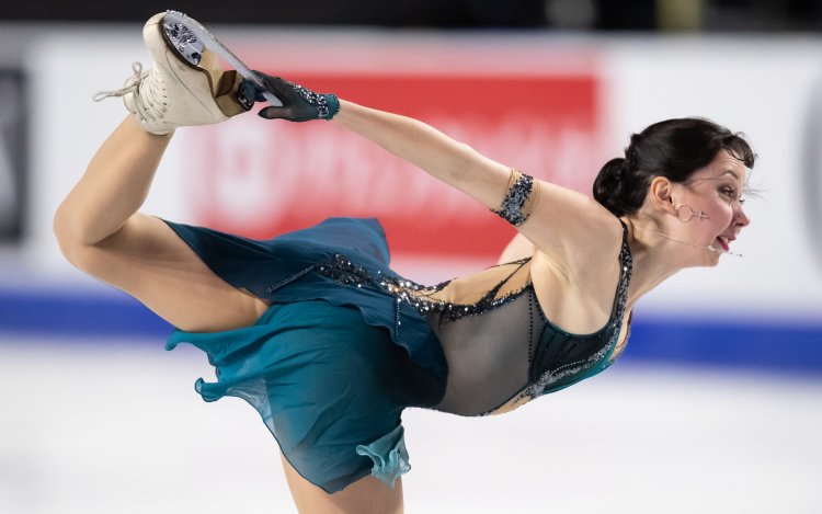 Evgenia Medvedev skater coward