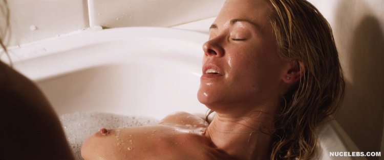 Naked Krstannna Loken in the movie Bladein