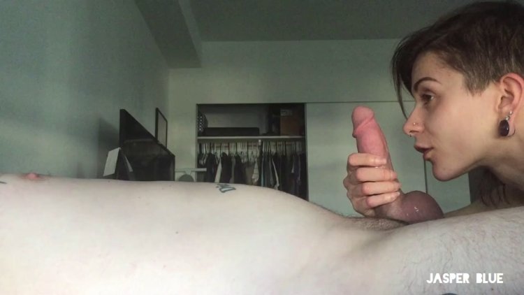 Blowjobs with short hair