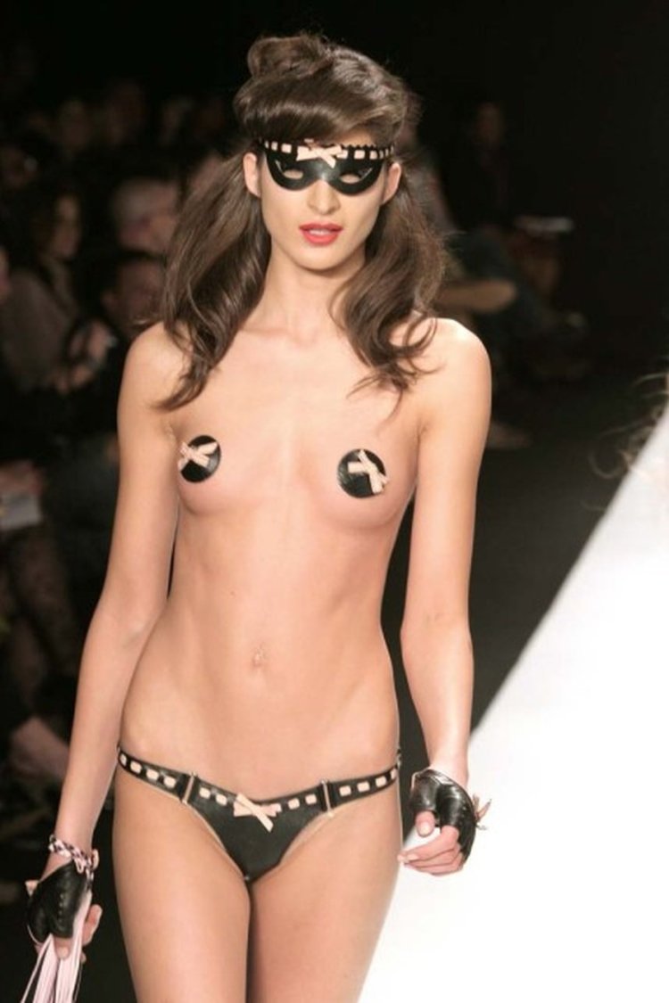 Gwen polanska photo brunette naked