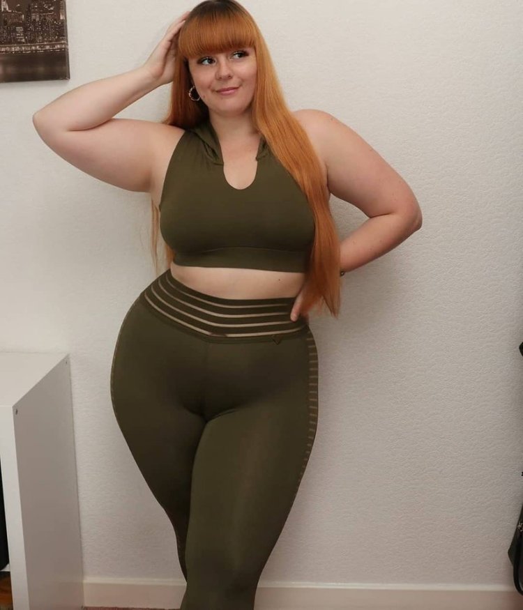 Nicole Herring is hot