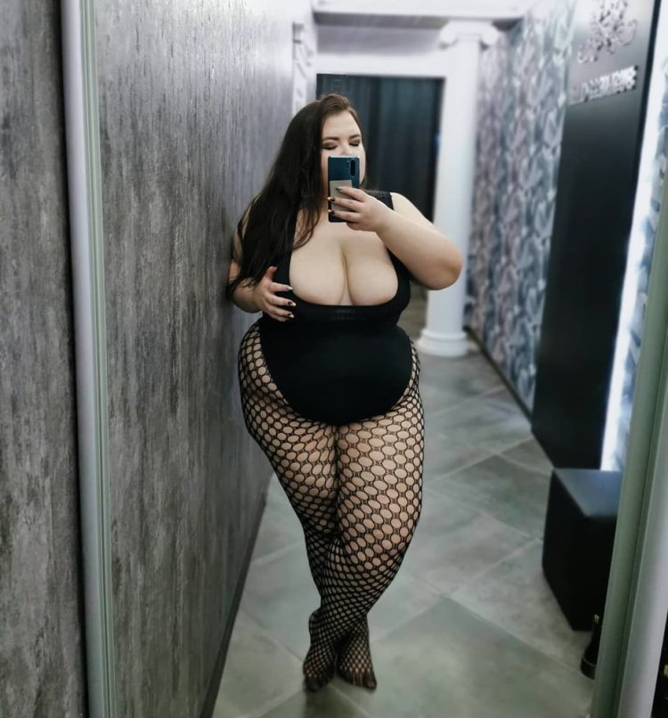 Mandy Dee's Pornstar naked