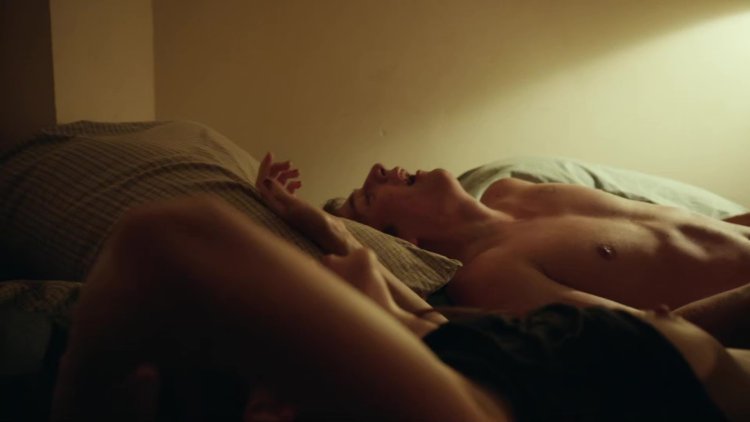 Jeremy Allen White Naked