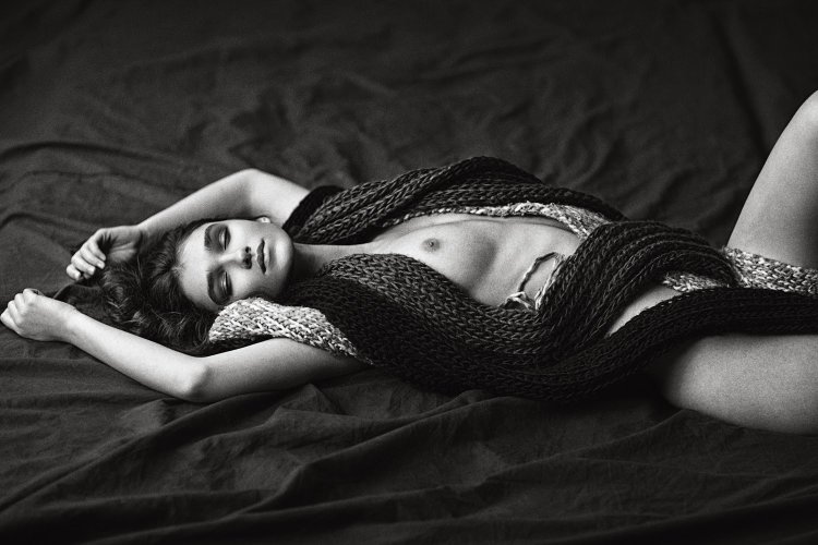 Model Victoria Chigidid Nude