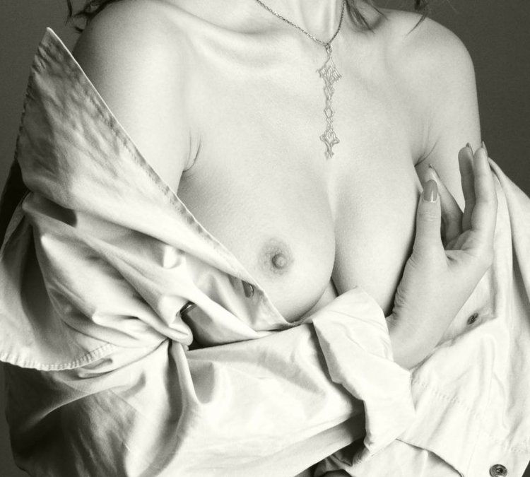 Paula Bulchinsky boobs