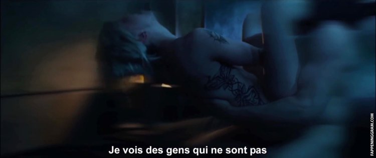 Katie Cassidy stolen