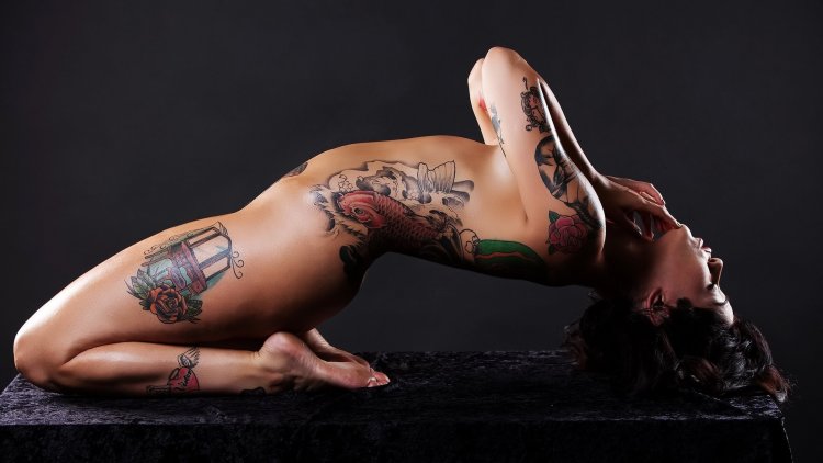 Erotic girls with tattoos