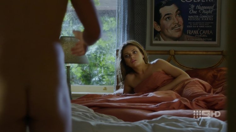 Mila kunis intimate scenes