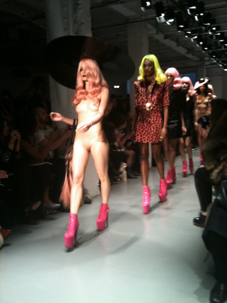 Vanessa bicroft naked art