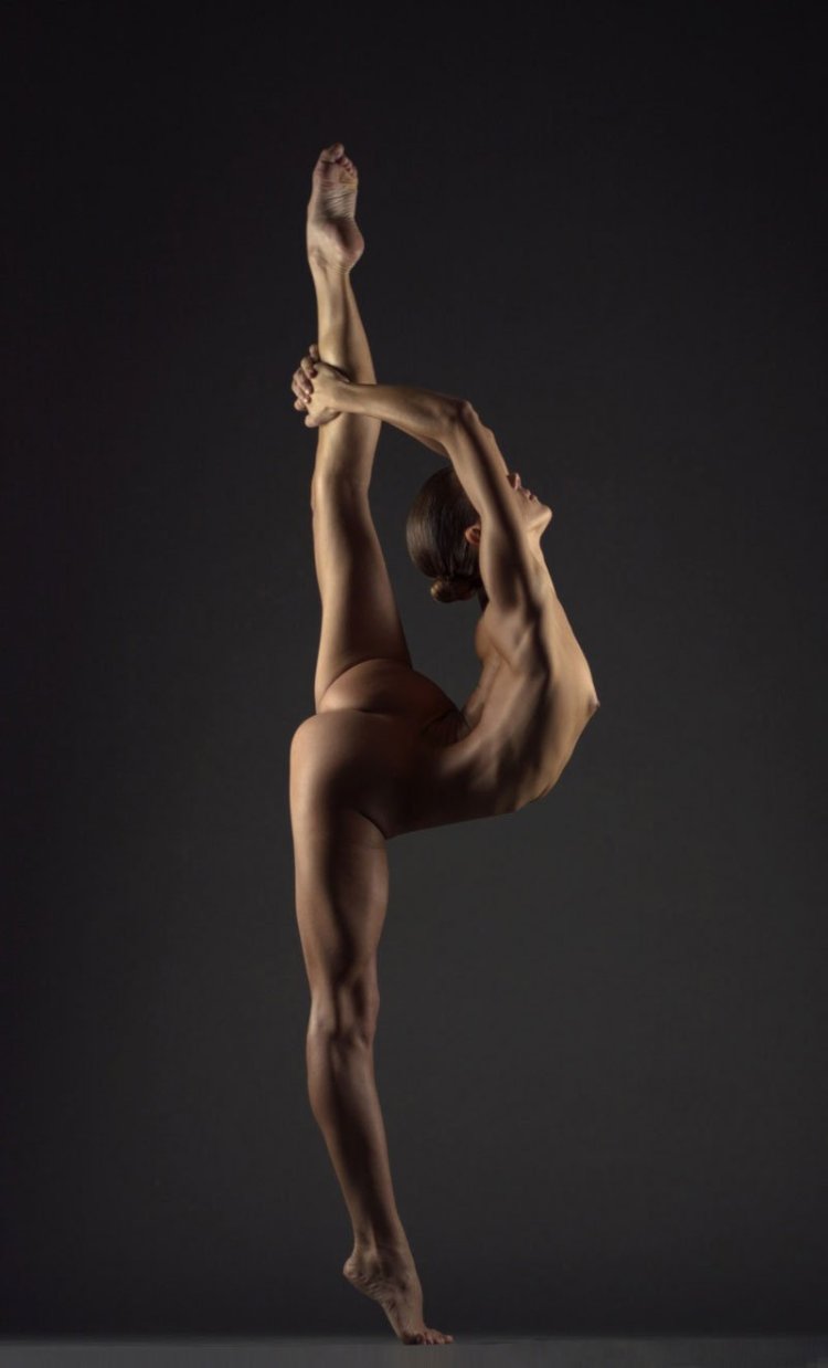 Yana Cherepanova Ballerina Naked