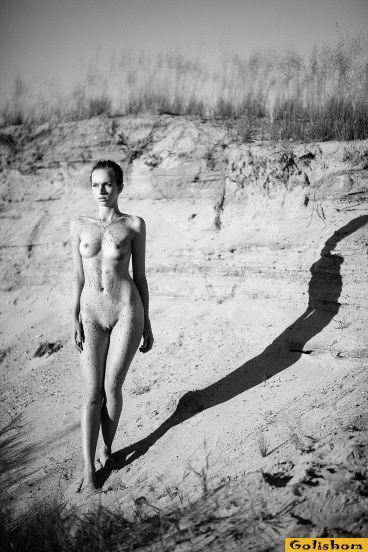 Naked girls on the street in winter