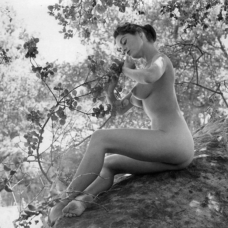 Retro Soviet erotica. Positioning part 1