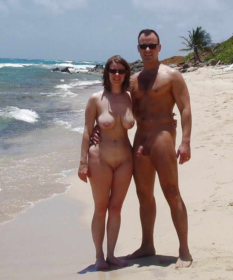 Beautiful naked pairs on the beach