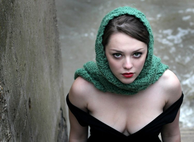 Anna Vladimirova (Imogen Dyer) 18