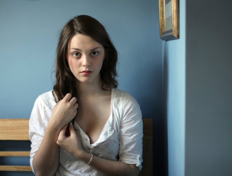 Anna Vladimirova (Imogen Dyer) Plum