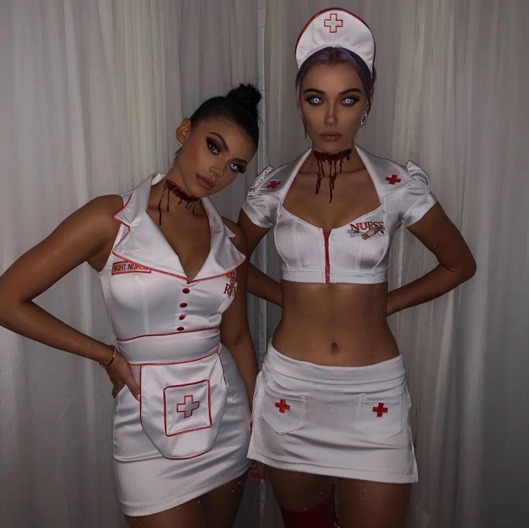 Hot girl in a suit of a nurse