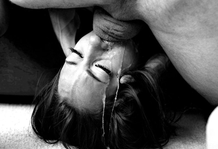 Throat suction black white