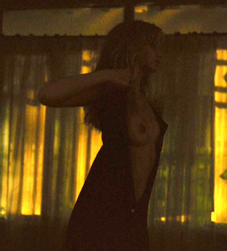 Ana de Armas Night Naked Night