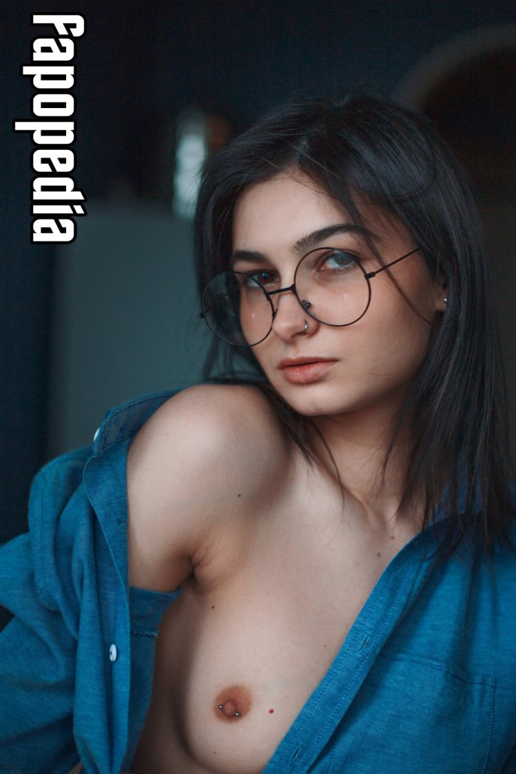 Lena Lim Model Naked Nude