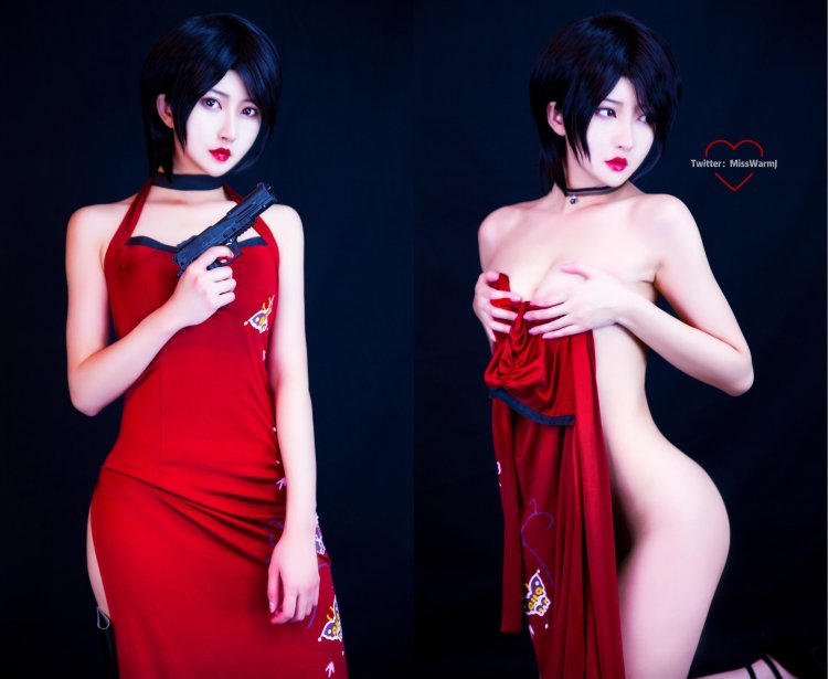 Ada Wong cosplay naked