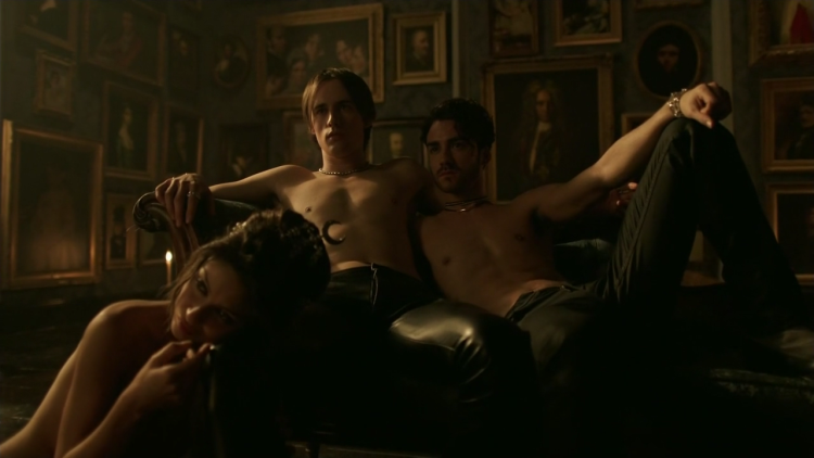 Dorian Gray Erotic scenes
