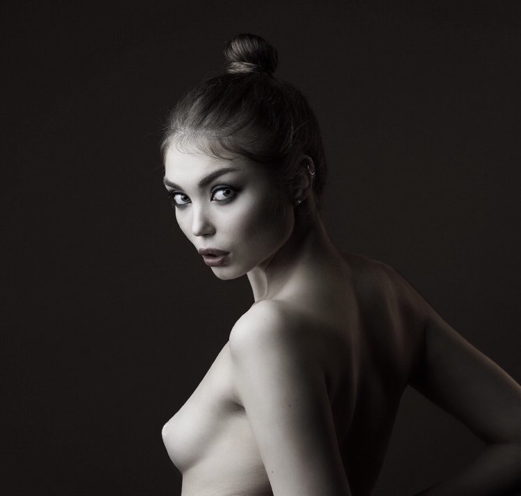 Model Ekaterina Volikova Nude