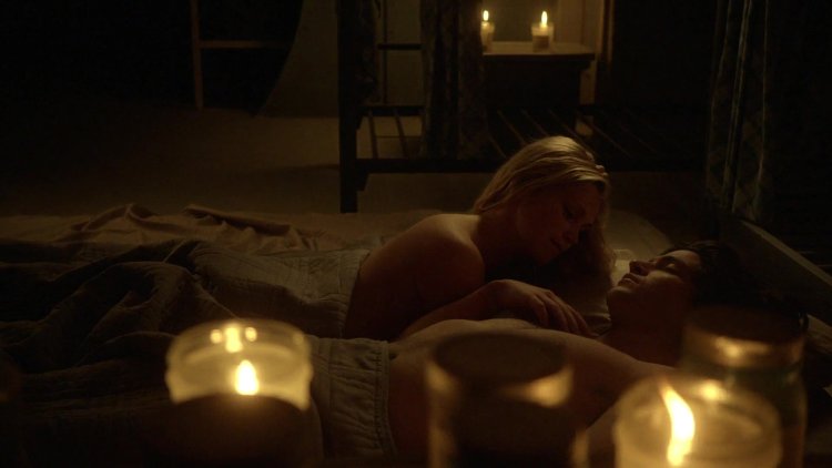 Eliza Taylor Erotic scenes