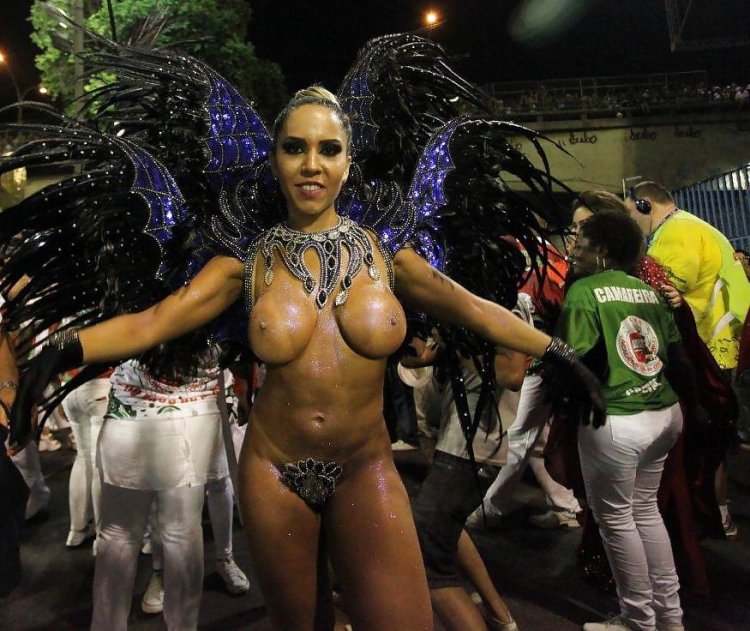 Andrea Martins Brazili Carnival Naked