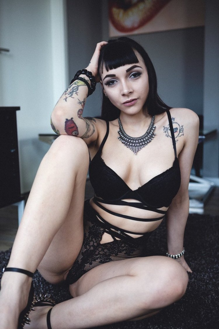 Lee Obskur porn actress