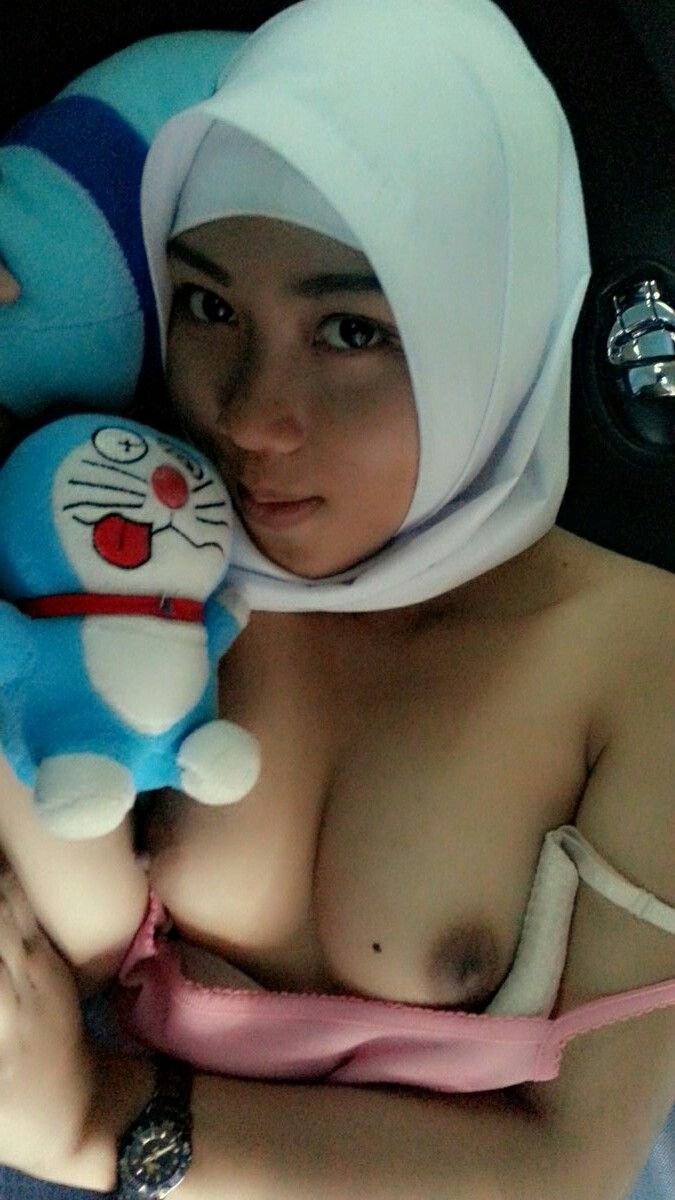 Jilboobs montok Young first night Nudes