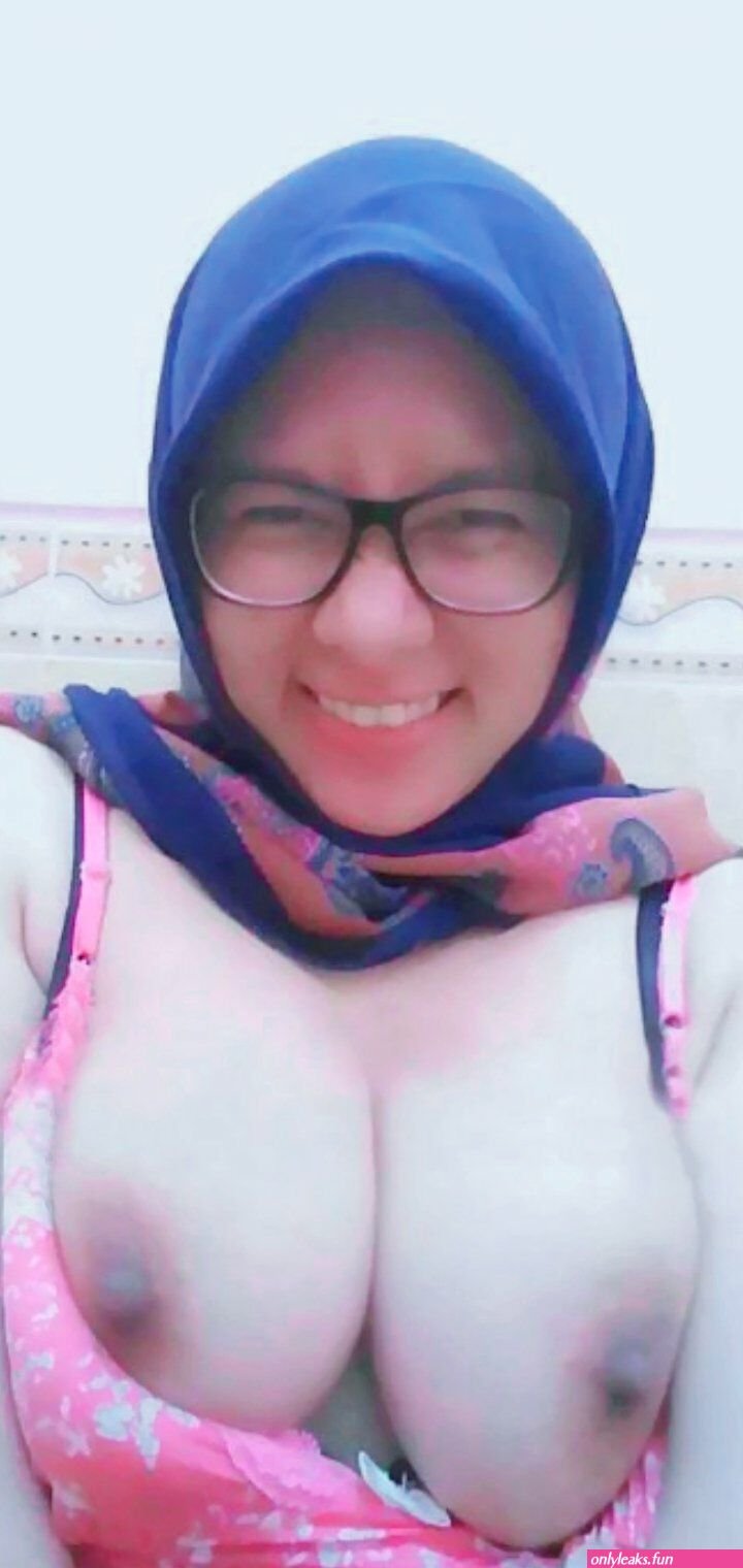 JilBoobs Melet Milk Intim Ero Nipes