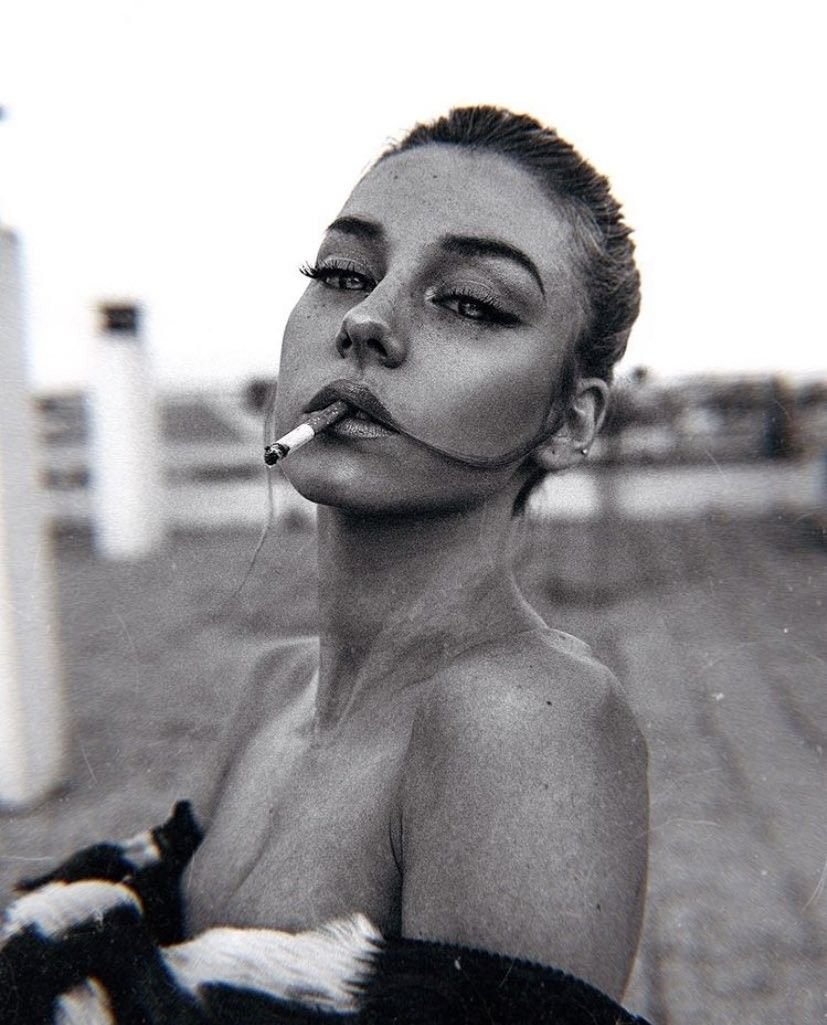 Esther exposite tick current