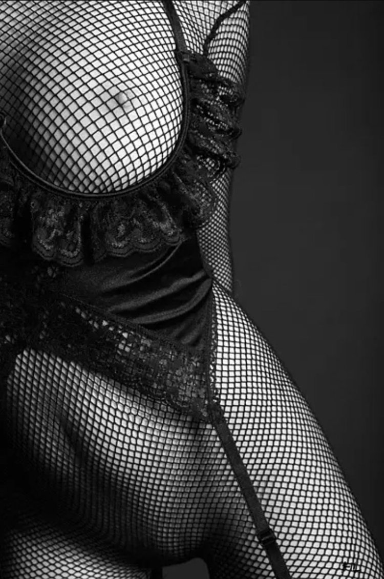 Erotic girls in a grid