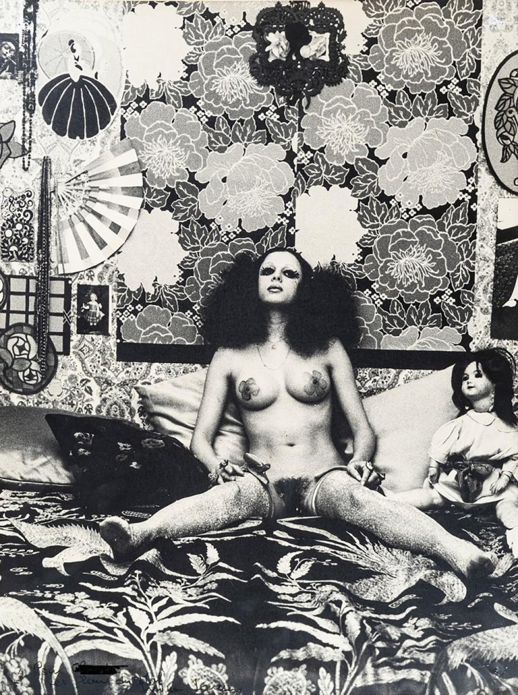 Spermula 1976, Eve Ionesko