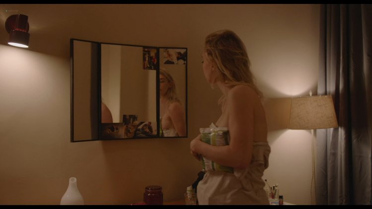 Vanessa Kirby Hot Plum