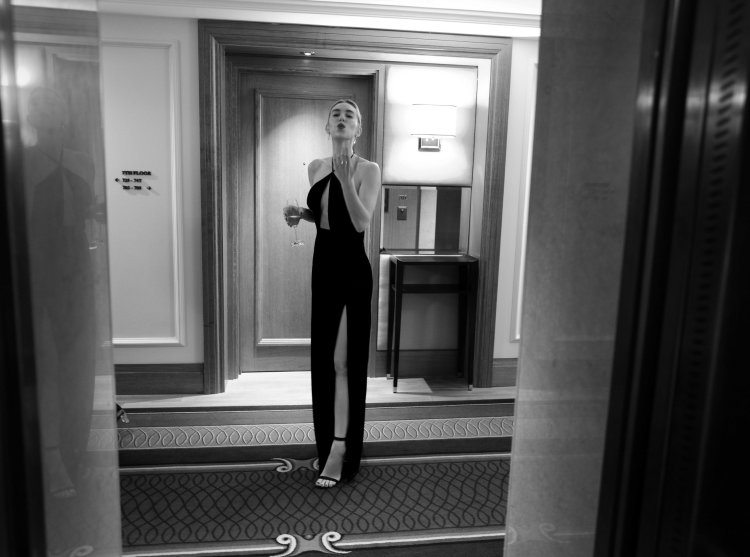 Vanessa Kirby Golden Globe