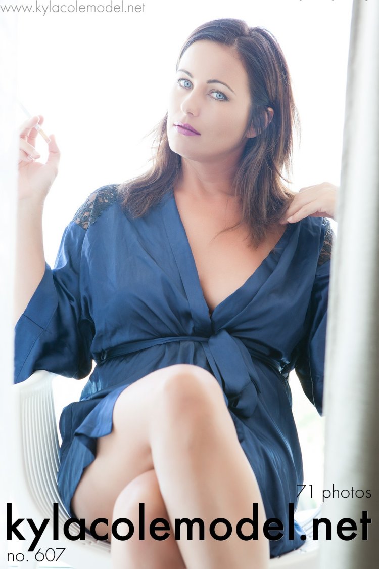 Kyla Cole in underwear