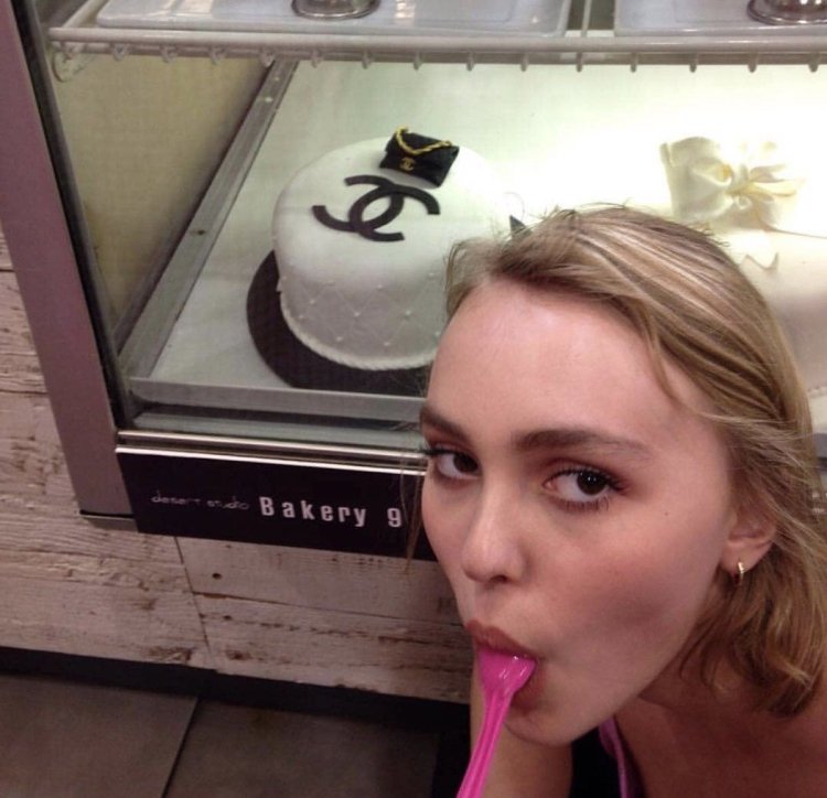 Lily Rose Depp nude naked