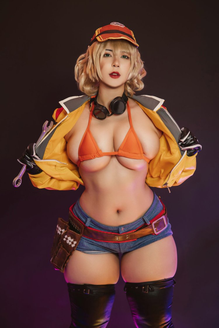 Cindy Aurum Cosplay +18