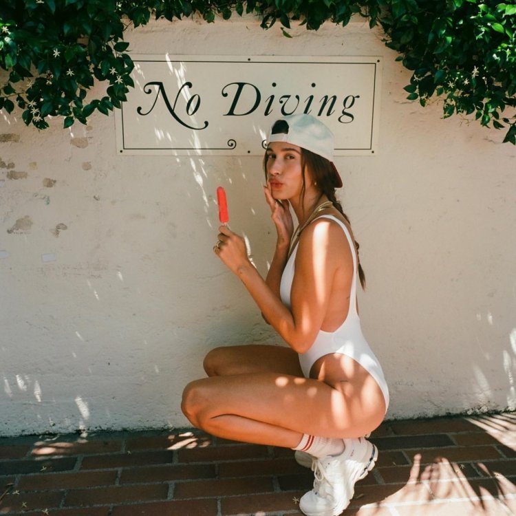 Recent paparazzi Haley Bieber 2022