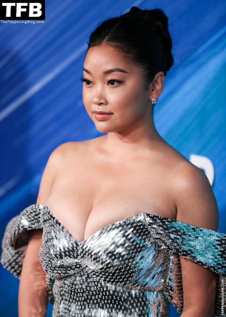 Lana Condor chest