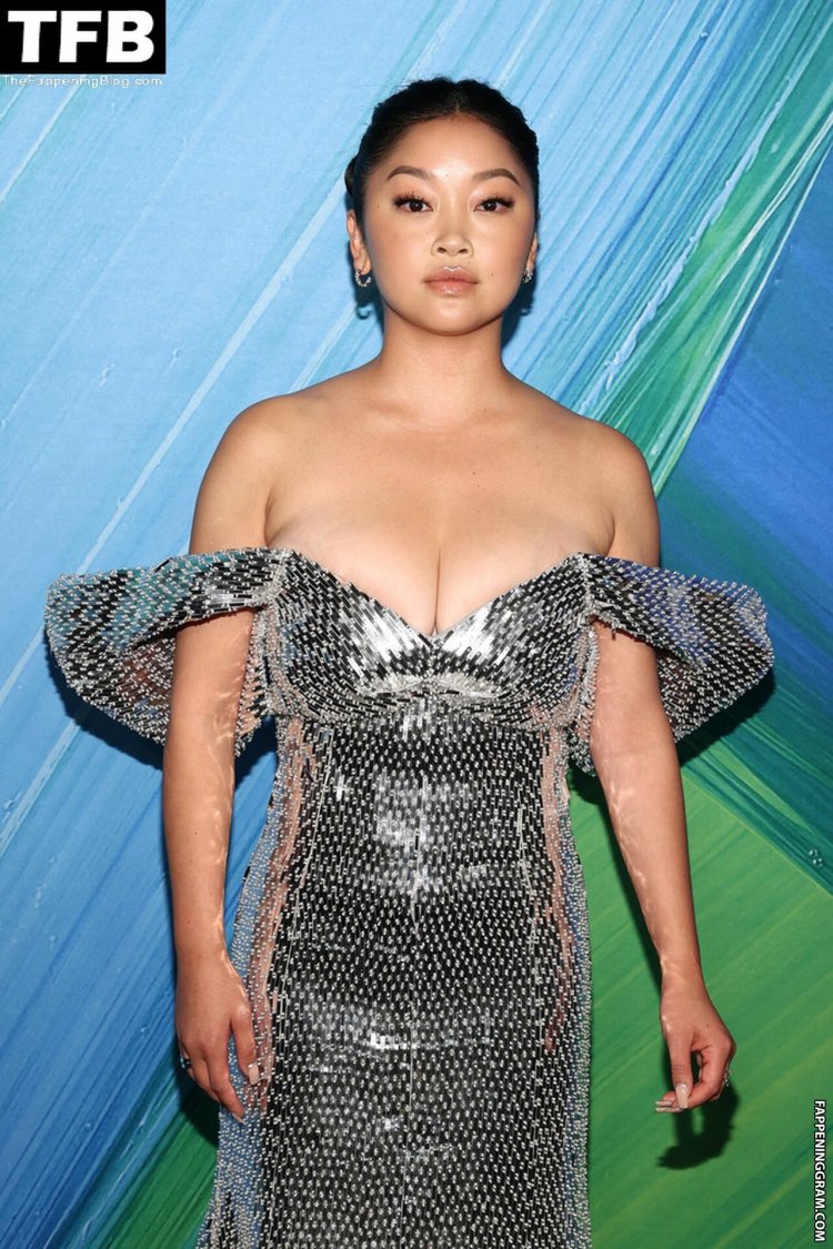 Lana Condor Lana Condor Naked