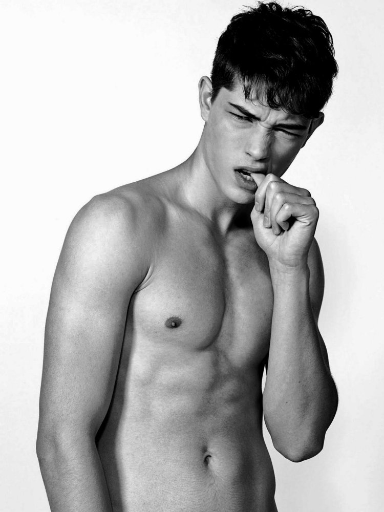 River ViIperi naked