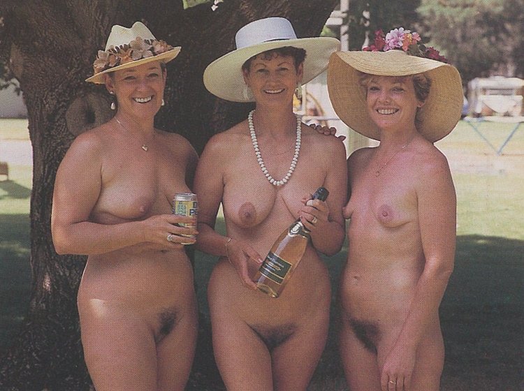 Naked retro old nudist